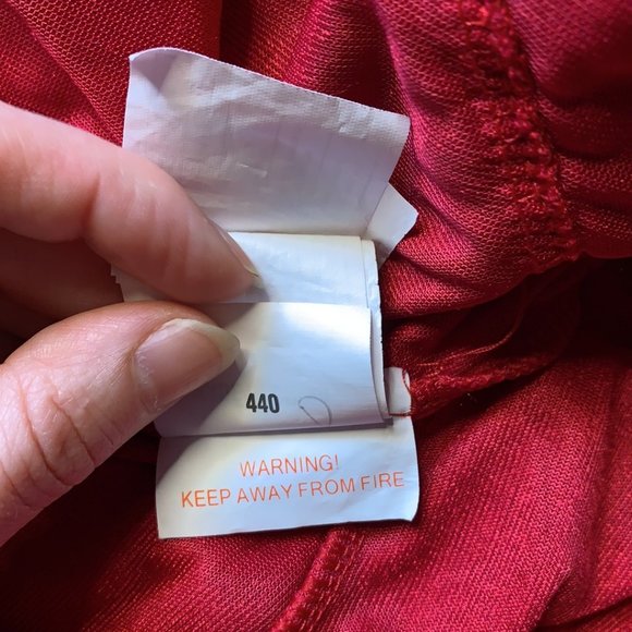 Donated Flamenco Spanish Dancer Costume w/ Shawl - Adult OS LNC - Picture 15 of 15